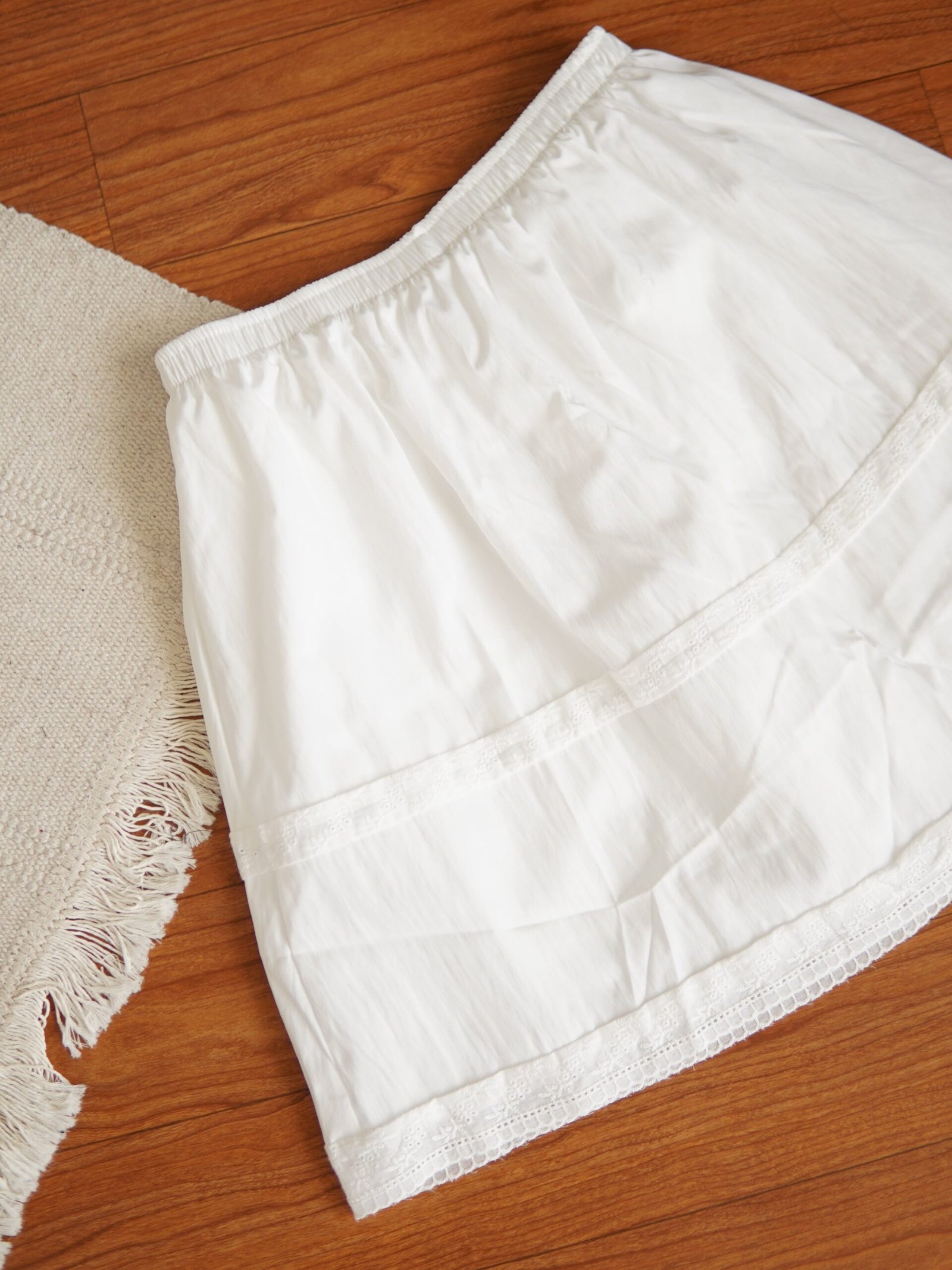 Sophia Lace Trimmed Skirt - Image 2