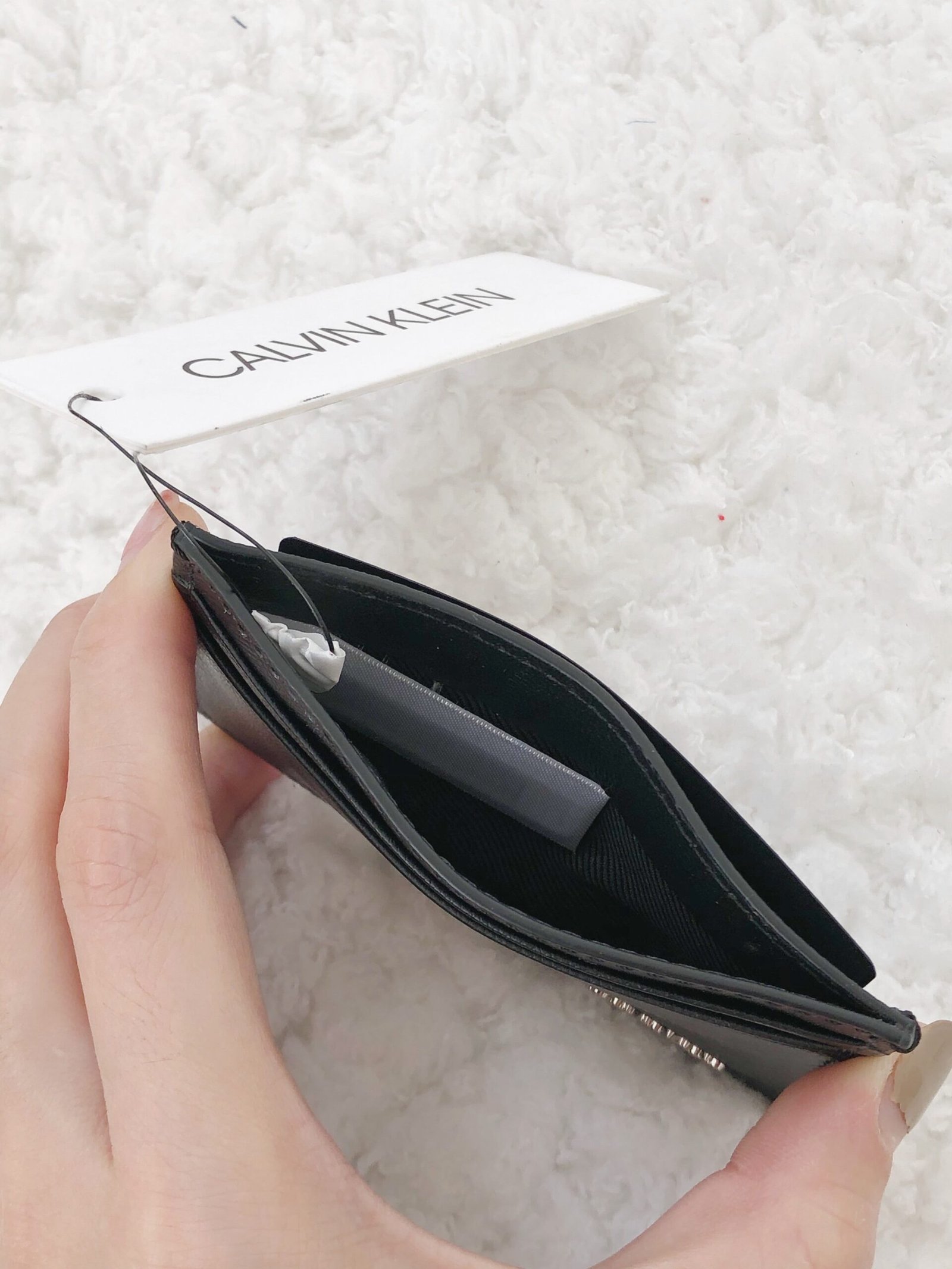 Calvin Klein Matte Saffiano Card Case - Image 2